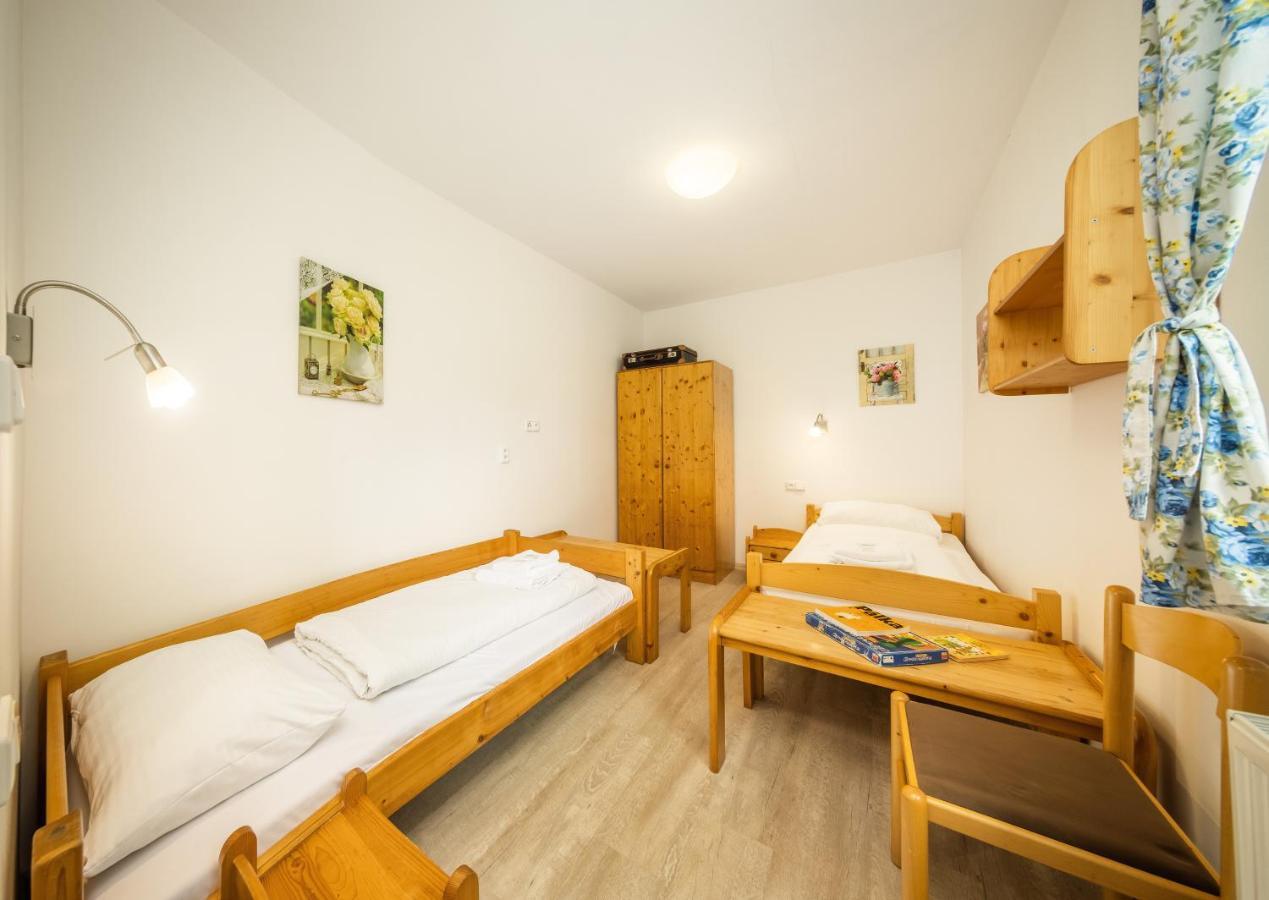 Villa Gardena Cesky Krumlov Bagian luar foto