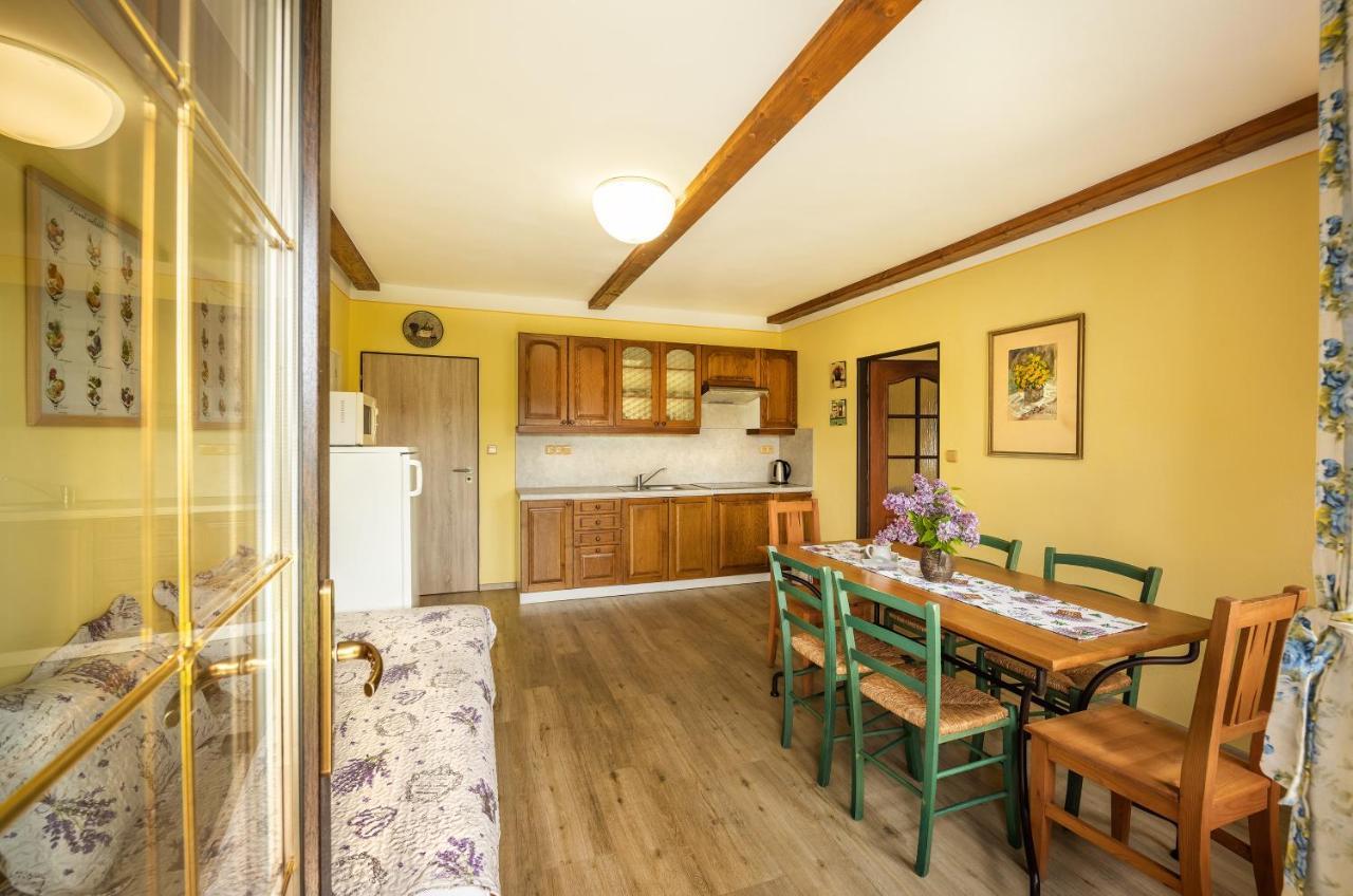 Villa Gardena Cesky Krumlov Bagian luar foto